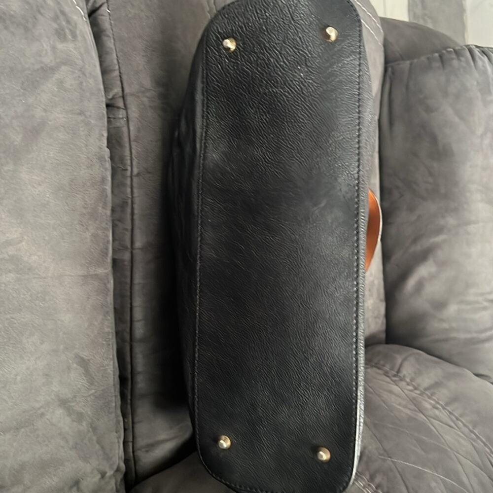Antonio Melani Large Leather Shoulder - Tote Purse Bag - Picture 9 of 9